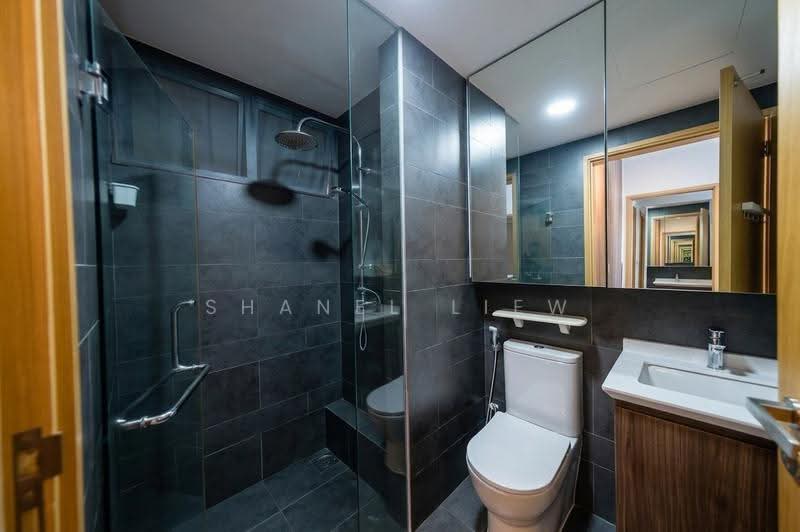 Parc Olympia, 64 Flora Drive, Changi Airport / Changi Village, 4 Bedrooms, 1,485 sqft, Condominium For Sale, by Shanel Liew, 500247925 - Bathroom - PropertyGuru.com.sg