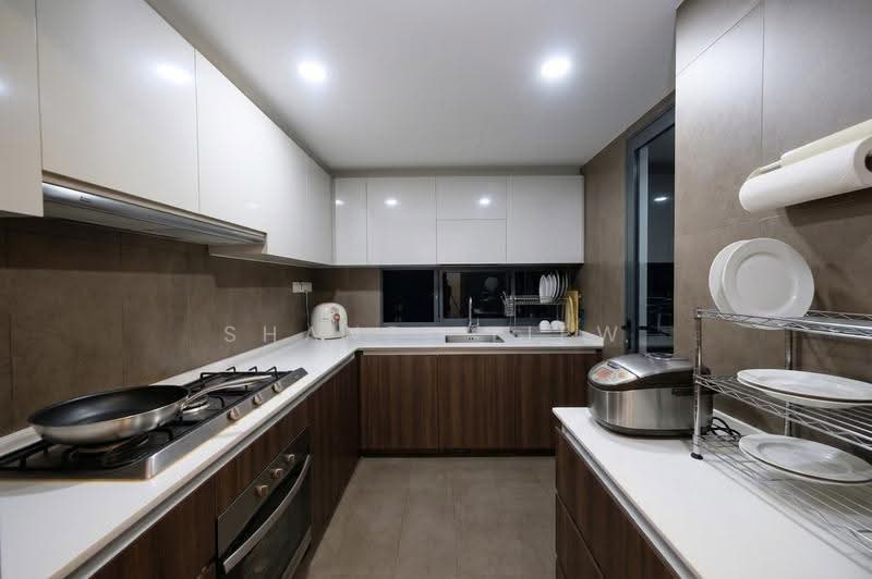 Parc Olympia, 64 Flora Drive, Changi Airport / Changi Village, 4 Bedrooms, 1,485 sqft, Condominium For Sale, by Shanel Liew, 500247925 - Kitchen - PropertyGuru.com.sg