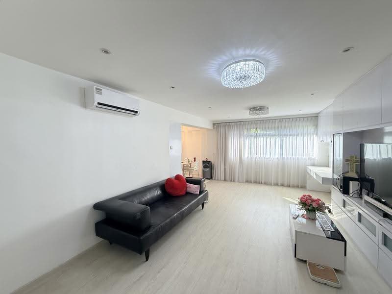288D Bukit Batok Street 25, 288D Bukit Batok Street 25, Dairy Farm / Bukit Panjang / Choa Chu Kang, 3 Bedrooms, 990 sqft, HDB Flat For Sale, by Bryan Chiew, 500247954 - Living Room - PropertyGuru.com.sg
