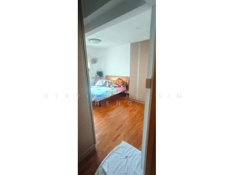 539 Woodlands Drive 16, 539 Woodlands Drive 16, Admiralty / Woodlands, 4 Bedrooms, 1,302 sqft, HDB Flat For Sale, by Derrick Ho Sim Heng, 500247975 - Bedroom - PropertyGuru.com.sg