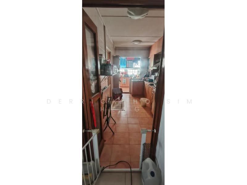 539 Woodlands Drive 16, 539 Woodlands Drive 16, Admiralty / Woodlands, 4 Bedrooms, 1,302 sqft, HDB Flat For Sale, by Derrick Ho Sim Heng, 500247975 - Kitchen - PropertyGuru.com.sg
