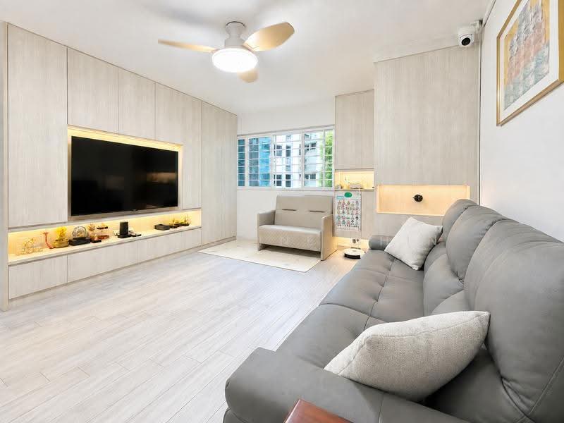 52 Kent Road, 52 Kent Road, Farrer Park / Serangoon Rd, 3 Bedrooms, 980 sqft, HDB Flat For Sale, by Christine Chin, 500247987 - Living Room - PropertyGuru.com.sg