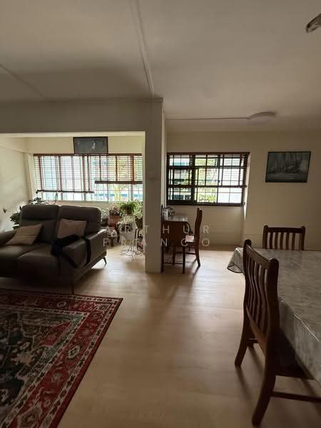 323 Sembawang Close, 323 Sembawang Close, Sembawang / Yishun, Room Rental, 200 sqft, HDB Flat For Rent, by Arthur Franco, 500248001 - Living Room - PropertyGuru.com.sg