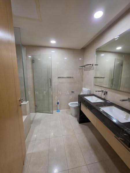 Marina Bay Suites, 3 Central Boulevard, Boat Quay / Raffles Place / Marina, 4 Bedrooms, 2,067 sqft, Apartment For Rent, by Sheena Lim B P, 500248009 - Bathroom - PropertyGuru.com.sg