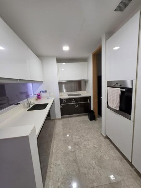 Marina Bay Suites, 3 Central Boulevard, Boat Quay / Raffles Place / Marina, 4 Bedrooms, 2,067 sqft, Apartment For Rent, by Sheena Lim B P, 500248009 - Kitchen - PropertyGuru.com.sg