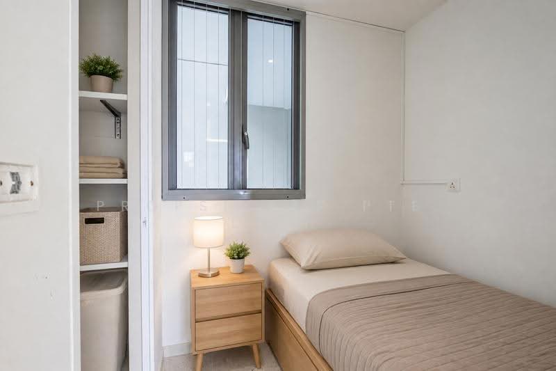 Parc Life, 27 Sembawang Crescent, Sembawang / Yishun, 4 Bedrooms, 1,281 sqft, Condominium For Sale, by Gina Tow, 500248020 - Bedroom - PropertyGuru.com.sg