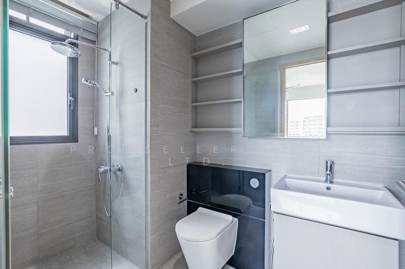 Parc Life, 27 Sembawang Crescent, Sembawang / Yishun, 4 Bedrooms, 1,281 sqft, Condominium For Sale, by Gina Tow, 500248020 - Bathroom - PropertyGuru.com.sg