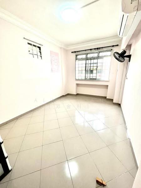 304 Tampines Street 32, 304 Tampines Street 32, Pasir Ris / Tampines, 3 Bedrooms, 1,356 sqft, HDB Flat For Sale, by Alan Tian (邓金科), 500248022 - Interior - PropertyGuru.com.sg