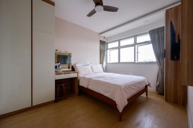 293A Bukit Batok Street 21, 293A Bukit Batok Street 21, Dairy Farm / Bukit Panjang / Choa Chu Kang, 3 Bedrooms, 1,216 sqft, HDB Flat For Sale, by Jerryl Tan, 500248029 - Bedroom - PropertyGuru.com.sg