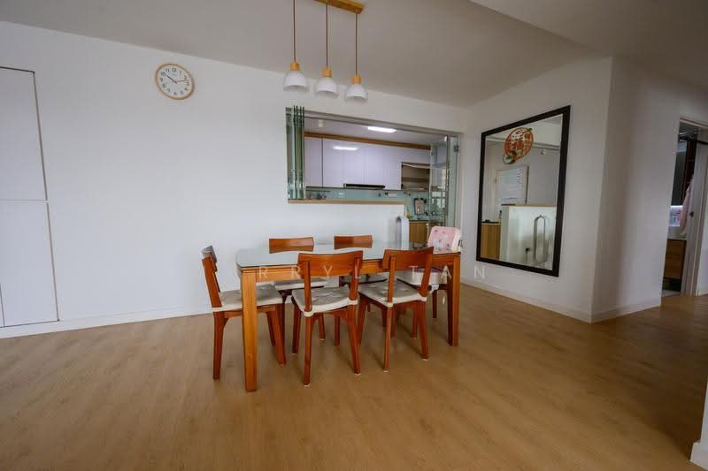 293A Bukit Batok Street 21, 293A Bukit Batok Street 21, Dairy Farm / Bukit Panjang / Choa Chu Kang, 3 Bedrooms, 1,216 sqft, HDB Flat For Sale, by Jerryl Tan, 500248029 - Dining Room - PropertyGuru.com.sg