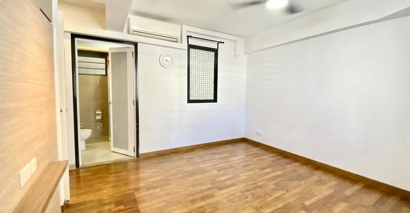 310C Punggol Walk, 310C Punggol Walk, Hougang / Punggol / Sengkang, 3 Bedrooms, 990 sqft, HDB Flat For Sale, by Eric Chan 陳鴻運, 500248037 - Bathroom - PropertyGuru.com.sg