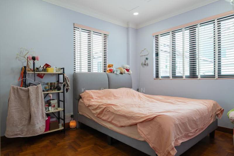 Gentle Villas, 74 Gentle Drive, Newton / Novena, 5 Bedrooms, 3,900 sqft, Semi-Detached House For Sale, by K.S Tan, 500248048 - Bedroom - PropertyGuru.com.sg