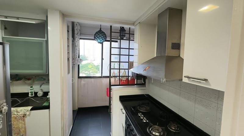Emerald Park, 2 Indus Road, Alexandra / Commonwealth, 3 Bedrooms, 1,170 sqft, Condominium For Rent, by Olivia Lim, 500248051 - Kitchen - PropertyGuru.com.sg
