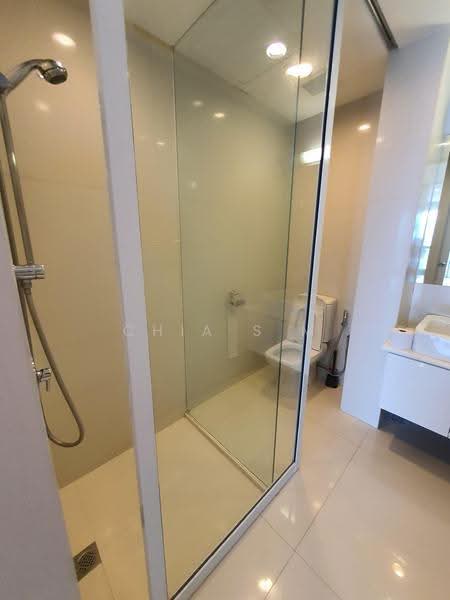 High Street Centre, 1 North Bridge Road, City Hall / Clarke Quay, 1 Bedroom, 600 sqft, Apartment For Rent, by Chia S M, 500248054 - Bathroom - PropertyGuru.com.sg