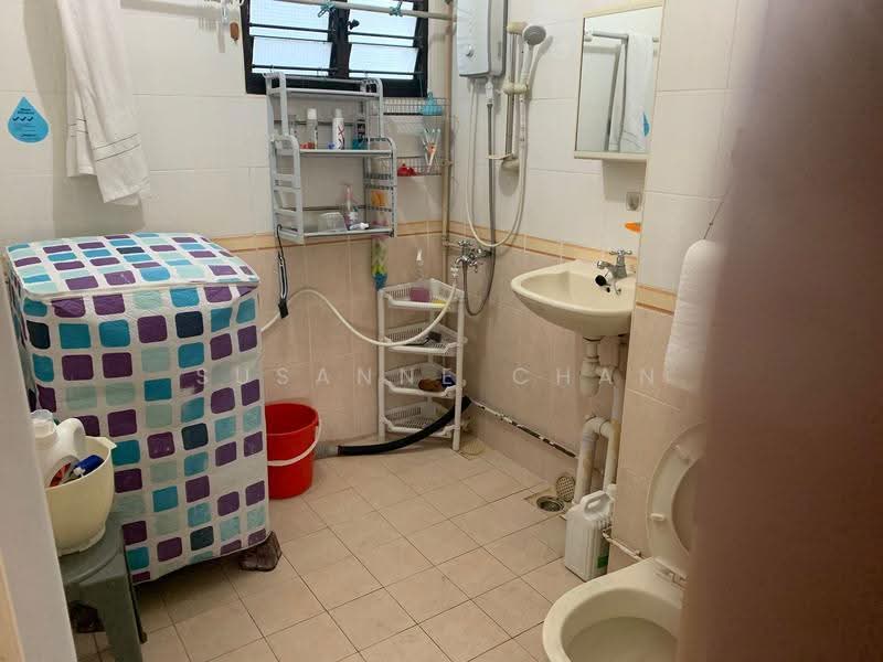 3 Marine Terrace, 3 Marine Terrace, East Coast / Marine Parade, 3 Bedrooms, 1,259 sqft, HDB Flat For Sale, by Susanne Chan, 500248059 - Bathroom - PropertyGuru.com.sg