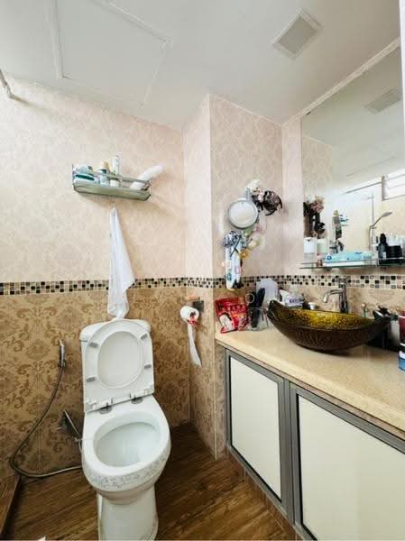 Mandarin Gardens, 5 Siglap Road, East Coast / Marine Parade, 3 Bedrooms, 1,528 sqft, Condominium For Sale, by Kelvin Ong, 500248069 - PropertyGuru.com.sg