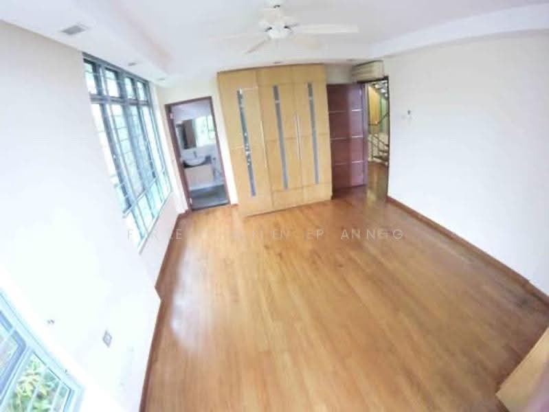 mount sinai near Dover/Buona Vista MRT, Tanglin / Holland / Bukit Timah, 6 Bedrooms, 4,500 sqft, Semi-Detached House For Rent, by Freddie Pang, 500248072 - Jr ensuite 2 - PropertyGuru.com.sg