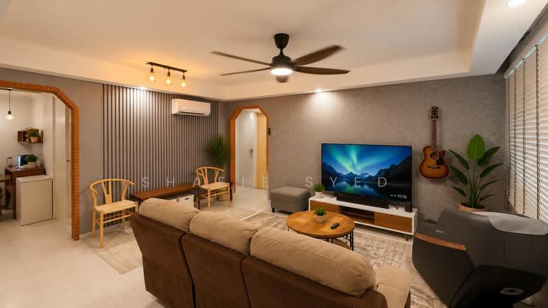 122 Geylang East Central, 122 Geylang East Central, Eunos / Geylang / Paya Lebar, 3 Bedrooms, 979 sqft, HDB Flat For Sale, by Shafie Syed, 500248075 - Living Room - PropertyGuru.com.sg