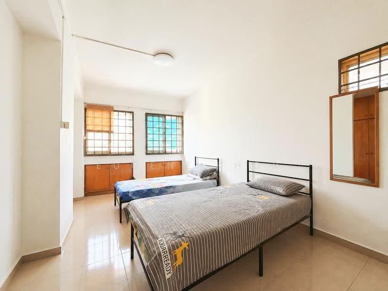 403 Bukit Batok West Avenue 7, 403 Bukit Batok West Avenue 7, Dairy Farm / Bukit Panjang / Choa Chu Kang, Room Rental, 150 sqft, HDB Flat For Rent, by Eugene Khor, 500248084 - Bedroom - PropertyGuru.com.sg