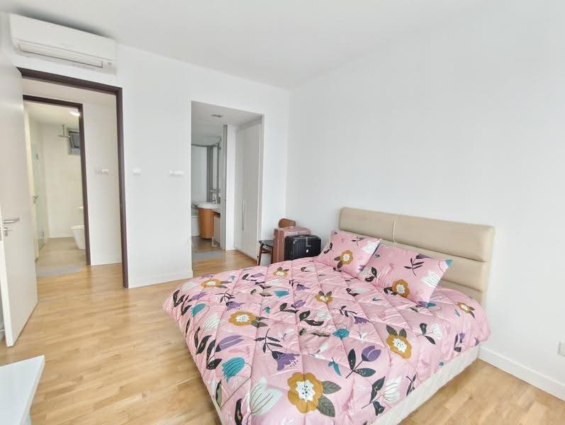The Centris, 61 Jurong West Central 3, Boon Lay / Jurong / Tuas, 2 Bedrooms, 979 sqft, Apartment For Sale, by Alex Lim, 500248086 - Bedroom - PropertyGuru.com.sg