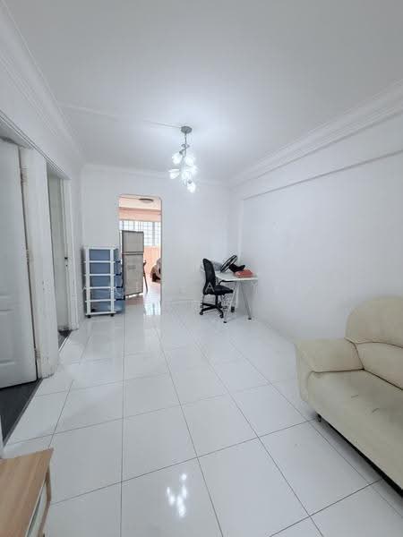 801 French Road, 801 French Road, Farrer Park / Serangoon Rd, 2 Bedrooms, 635 sqft, HDB Flat For Rent, by Anthea Yeo 杨丽娇, 500248088 - Living Room - PropertyGuru.com.sg