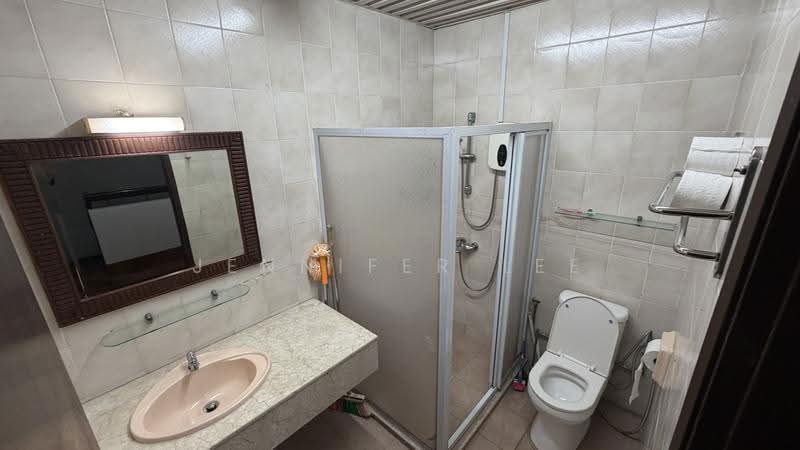 6 CHUAN TERRACE, 6 CHUAN TERRACE, Hougang / Punggol / Sengkang, Room Rental, 200 sqft, Terraced House For Rent, by Jennifer Lee, 500248092 - PropertyGuru.com.sg