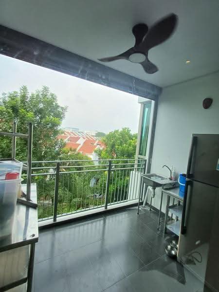 Casa Merah, 60 Tanah Merah Kechil Avenue, Bedok / Upper East Coast, 4 Bedrooms, 1,572 sqft, Condominium For Rent, by Kan Li Ling, 500248119 - Balcony - PropertyGuru.com.sg