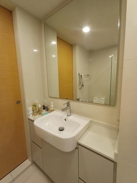Casa Merah, 60 Tanah Merah Kechil Avenue, Bedok / Upper East Coast, 4 Bedrooms, 1,572 sqft, Condominium For Rent, by Kan Li Ling, 500248119 - Bathroom - PropertyGuru.com.sg
