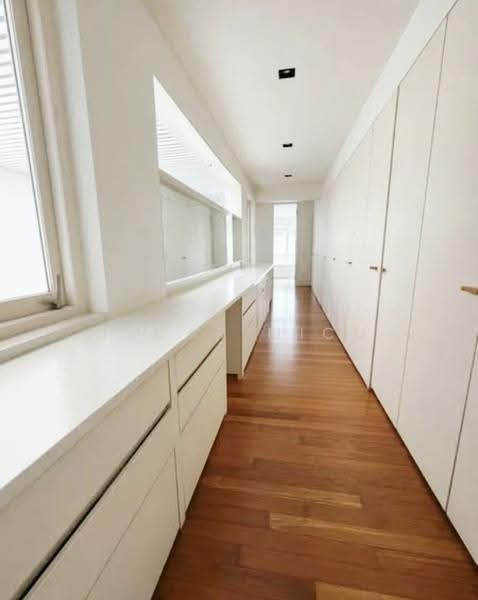 Cairnhill Road, Cairnhill Road, Newton / Novena, 5 Bedrooms, 4,004 sqft, Detached House For Rent, by Oscar Mico, 500248142 - Corridor - PropertyGuru.com.sg