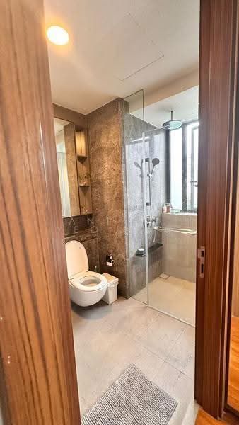 Stirling Residences, 23 Stirling Road, Alexandra / Commonwealth, 3 Bedrooms, 764 sqft, Condominium For Sale, by Anthea Yeo 杨丽娇, 500248143 - Bathroom - PropertyGuru.com.sg