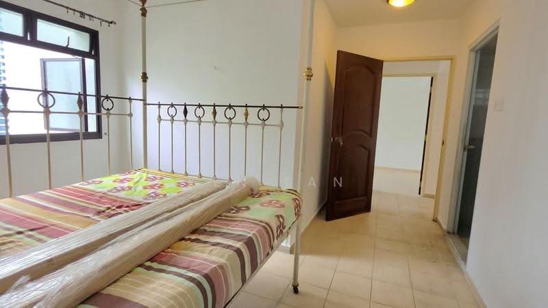 22 Jalan Membina, 22 Jalan Membina, Alexandra / Commonwealth, 3 Bedrooms, 969 sqft, HDB Flat For Sale, by Ken Tan, 500248150 - Bedroom - PropertyGuru.com.sg