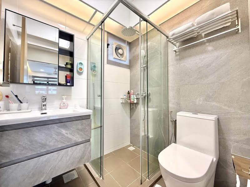 610C Tampines North Drive 1, 610C Tampines North Drive 1, Pasir Ris / Tampines, 3 Bedrooms, 1,216 sqft, HDB Flat For Sale, by Kenneth Yeo, 500248175 - Bathroom - PropertyGuru.com.sg