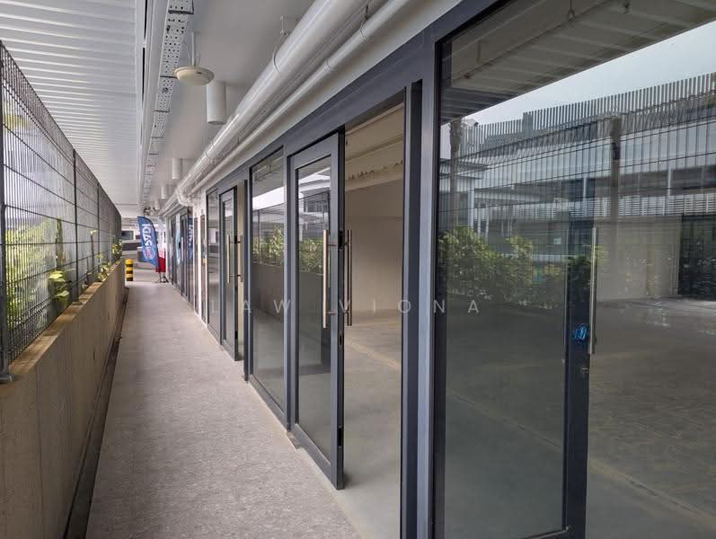 Apex @ Henderson, 201 Henderson Road Singapore, Alexandra / Commonwealth, 3,165 sqft, Light Industrial (B1) For Sale, by Law Viona, 500248179 - Exterior - CommercialGuru.com.sg