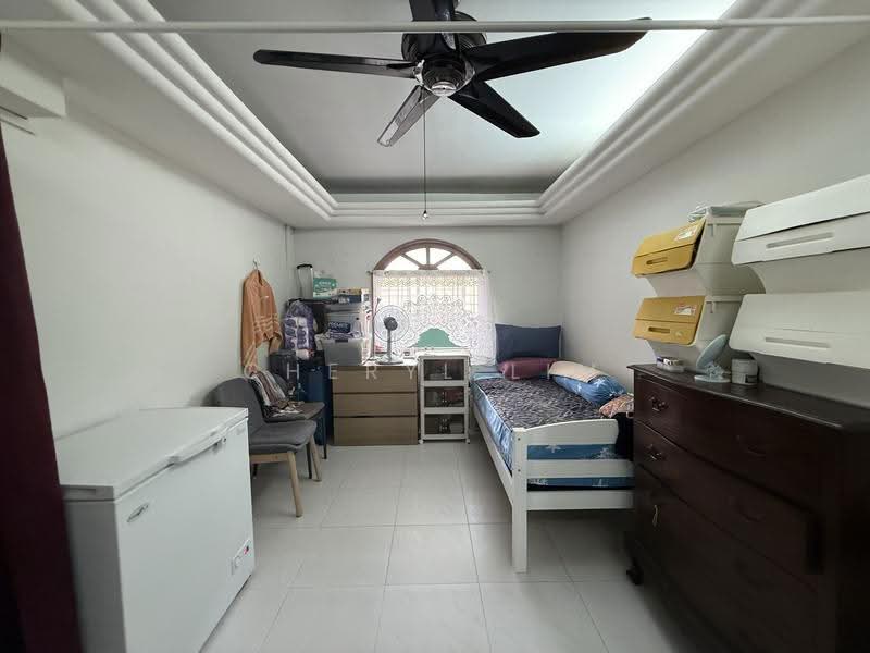 405 Woodlands Street 41, 405 Woodlands Street 41, Admiralty / Woodlands, 6 Bedrooms, 1,894 sqft, HDB Flat For Sale, by Cheryl Lim 林佳仪, 500248182 - Bedroom 3 - PropertyGuru.com.sg