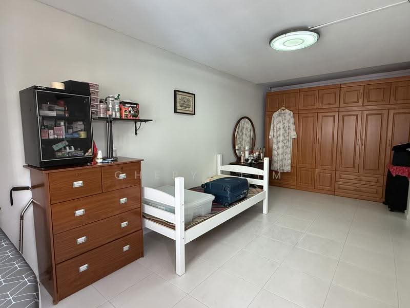 405 Woodlands Street 41, 405 Woodlands Street 41, Admiralty / Woodlands, 6 Bedrooms, 1,894 sqft, HDB Flat For Sale, by Cheryl Lim 林佳仪, 500248182 - Bedroom 6 - PropertyGuru.com.sg