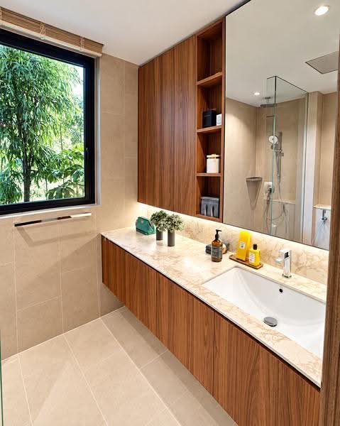Faber Residence, Faber Walk, Buona Vista / West Coast / Clementi New Town, 4 Bedrooms, 1,216 sqft, Condominium For Sale, by Ray Lim, 500248185 - Bathroom - PropertyGuru.com.sg