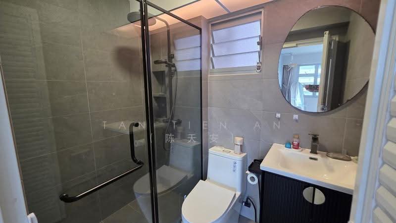 455A Teck Ghee Parkview, 455A Ang Mo Kio Street 44, Ang Mo Kio / Bishan / Thomson, 2 Bedrooms, 1,001 sqft, HDB Flat For Rent, by Tan Tien An (陈天安), 500248217 - Master Bathroom - PropertyGuru.com.sg