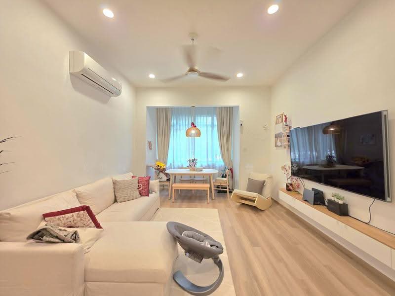 Signature Park, 48A Toh Tuck Road, Clementi Park / Upper Bukit Timah, 2 Bedrooms, 1,023 sqft, Condominium For Sale, by Ken Bong 黄慧锋, 500248232 - Living Room - PropertyGuru.com.sg