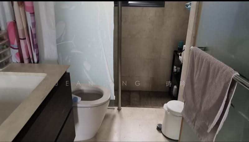 Waterfront Isle, 738 Bedok Reservoir Road, Bedok / Upper East Coast, 2 Bedrooms, 904 sqft, Condominium For Rent, by Jean Ang 诗吟, 500248237 - Bathroom - PropertyGuru.com.sg