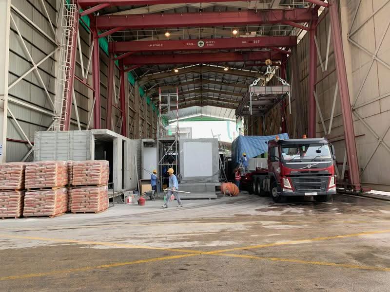 2x20 Ton Crane | 12m Clear @ Jurong, Boon Lay / Jurong / Tuas, 11,500 sqft, Factory / Workshop (B2) For Rent, by Ryan Chau, 500248239 - CommercialGuru.com.sg