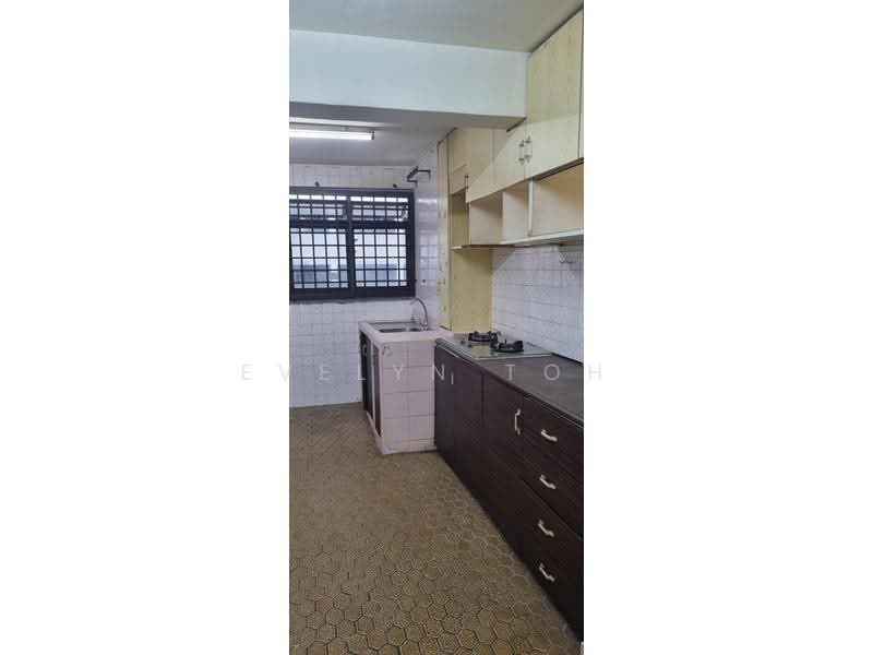 13 Telok Blangah Crescent, 13 Telok Blangah Crescent, Harbourfront / Telok Blangah, 2 Bedrooms, 818 sqft, HDB Flat For Sale, by Evelyn Toh, 500248242 - Kitchen - PropertyGuru.com.sg