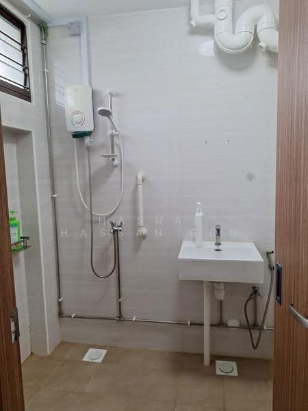 160 Yung Ping Road, 160 Yung Ping Road, Boon Lay / Jurong / Tuas, 4 Bedrooms, 1,592 sqft, HDB Flat For Sale, by Hasnah Hassan Goh, 500248245 - PropertyGuru.com.sg