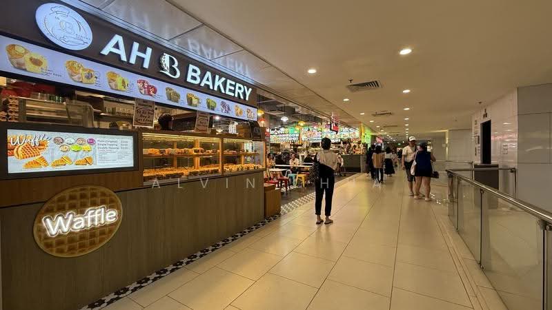 Lucky Plaza, 304 Orchard Road, Orchard / River Valley, 400 sqft, Mall Shop For Rent, by Alvin Chua, 500248254 - CommercialGuru.com.sg