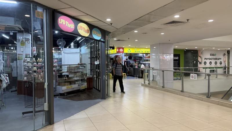 Lucky Plaza, 304 Orchard Road, Orchard / River Valley, 400 sqft, Mall Shop For Rent, by Alvin Chua, 500248254 - Interior - CommercialGuru.com.sg