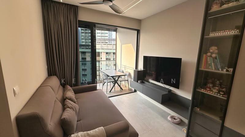 Avenue South Residence, 13 Silat Avenue, Alexandra / Commonwealth, 1 Bedroom, 527 sqft, Condominium For Rent, by Kenneth Tan, 500248255 - Living Room - PropertyGuru.com.sg