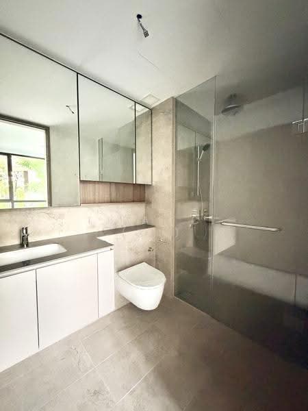 Norwood Grand, Admiralty / Woodlands, 3 Bedrooms, 904 sqft, Condominium For Rent, by TJHAI C. (TJ), 500248342 - Master Bathroom - PropertyGuru.com.sg