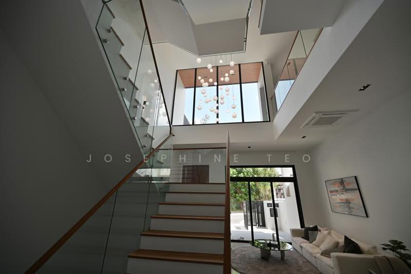 jalan sankam, Sembawang / Yishun, 5 Bedrooms, 4,834 sqft, Terraced House For Sale, by Josephine Teo, 500248353 - Living Room - PropertyGuru.com.sg