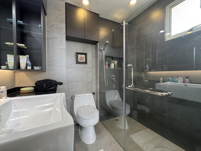 Nineteen Shelford, 19 Shelford Road, Newton / Novena, 3 Bedrooms, 1,561 sqft, Condominium For Sale, by Joyce Lau, 500248364 - Bathroom - PropertyGuru.com.sg