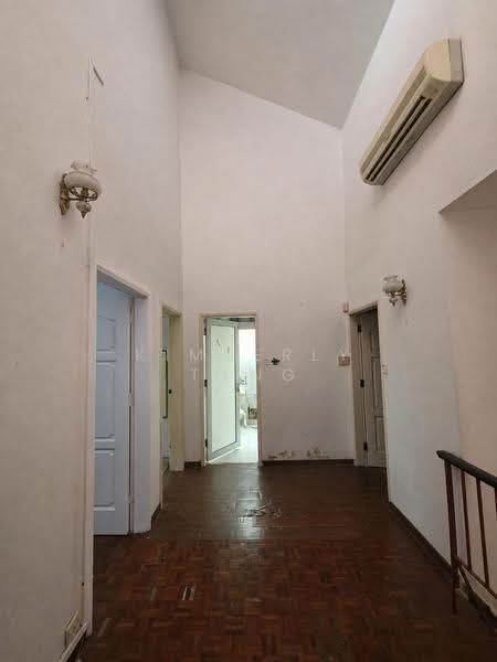 SUPER CHEAP! FREEHOLD & 2 STOREY @ KEMBANGAN, Eunos / Geylang / Paya Lebar, 4 Bedrooms, 2,100 sqft, Terraced House For Sale, by Kimberly Tang, 500248373 - PropertyGuru.com.sg