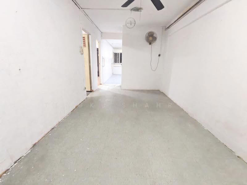 103 Bedok Reservoir Road, 103 Bedok Reservoir Road, Bedok / Upper East Coast, 2 Bedrooms, 721 sqft, HDB Flat For Sale, by TENGKU SHAHRUL, 500248385 - Interior - PropertyGuru.com.sg